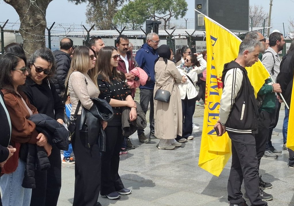 5Bb7F79B 1698 4159 B69B 254C375De67B