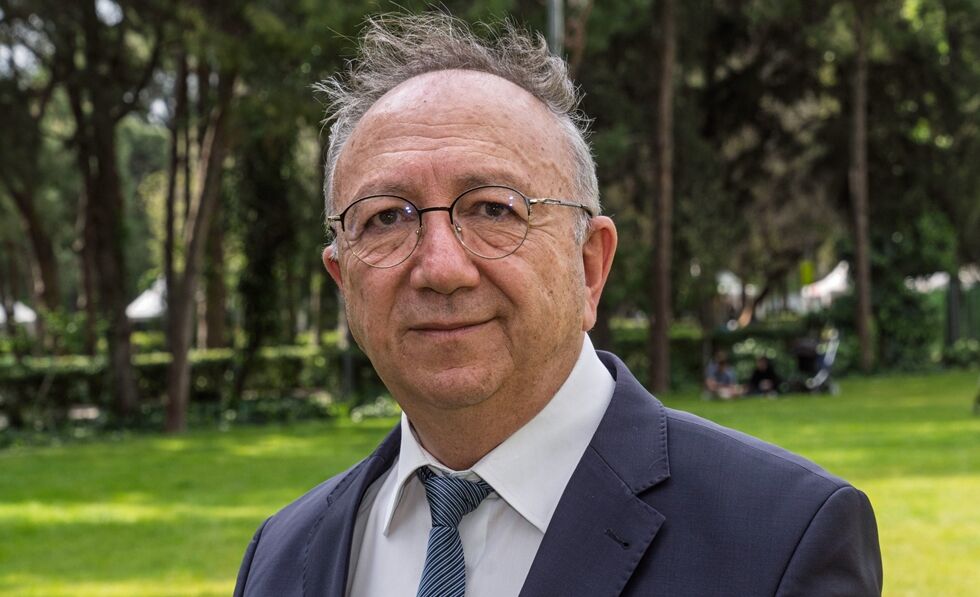 Prof. Dr. Yusuf Kurucu