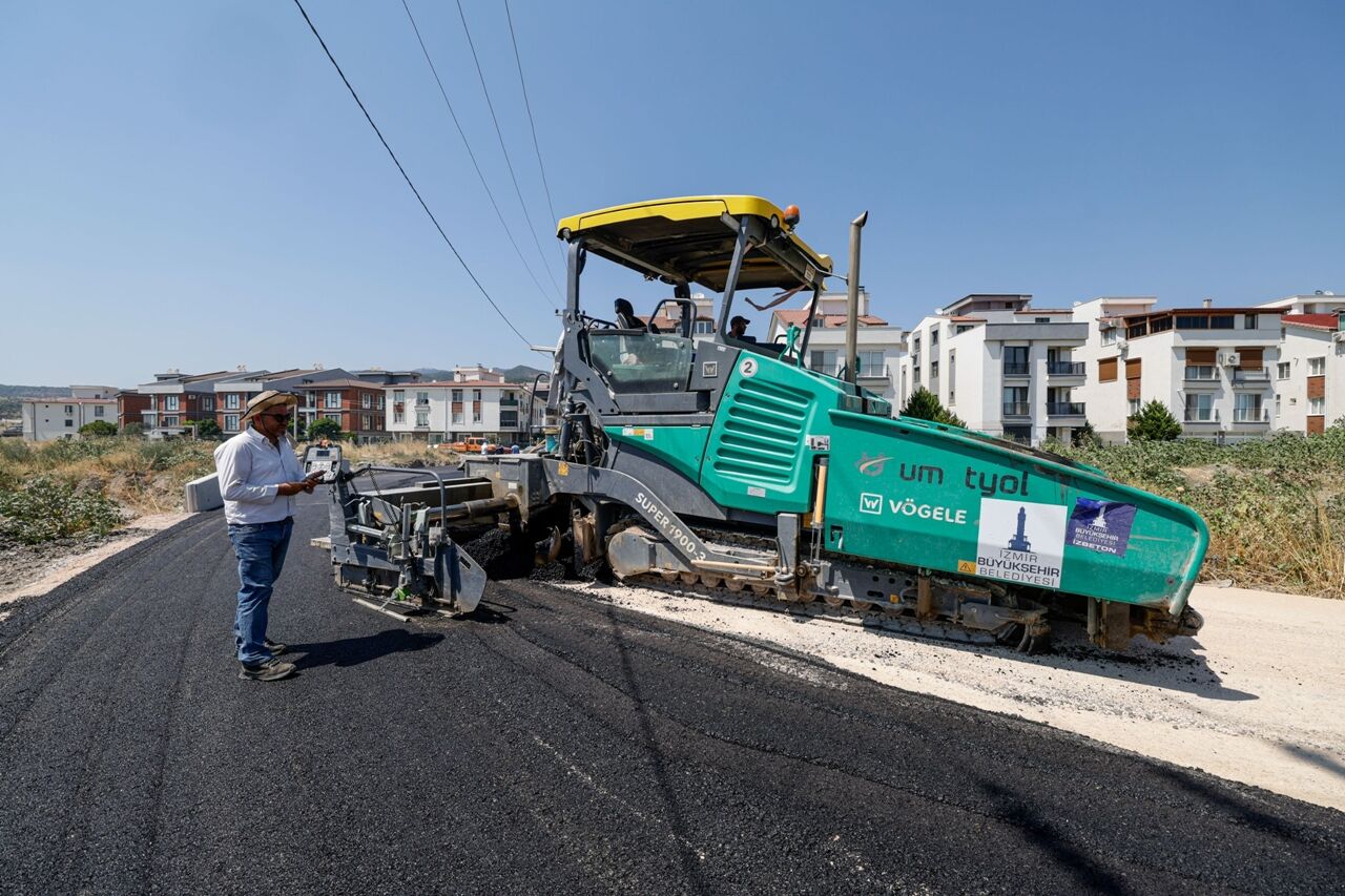 Bergama’da yollar yenileniyor, ulaşım daha güvenli hale geliyor