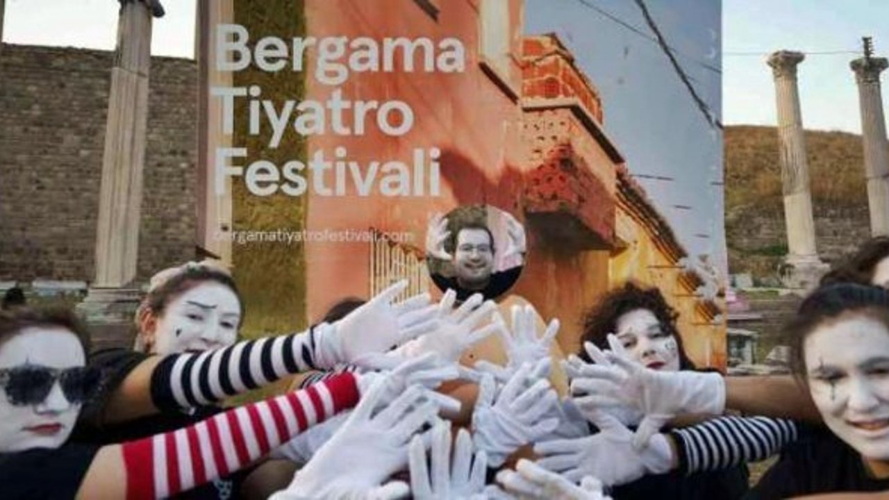 Bir dönüşümün eşiğinde, Bergama Tiyatro Festivali filizleniyor!