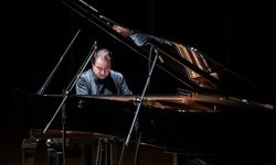 Fazıl Say’dan “50. yılda” muhteşem İzmir prömiyeri