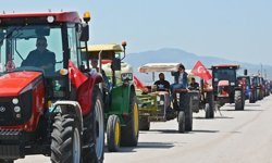 Bergamalı çiftçilerden İmamoğlu'na traktörlü destek!