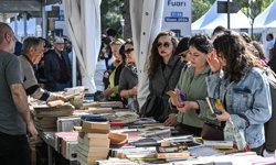 İzmirliler İZKİTAP’a akın etti