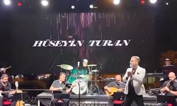 Bergama Kermesi’nin altıncı gününde Hüseyin Turan sahne aldı