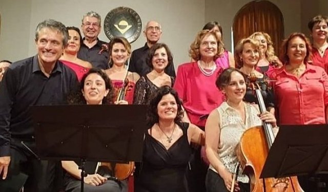 Ayvalık'ta, İkinci Bahar Korosu'ndan konser: Kalbim Ege'de Kaldı