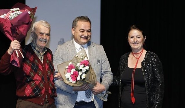 Osman Özgüven'in mücadelesini anlatan belgesel film Bergama'da gösterildi