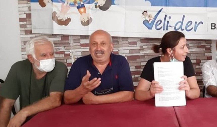 Bergama Veli-Der: "Zorunlu parasız eğitim süresine dokunma!"