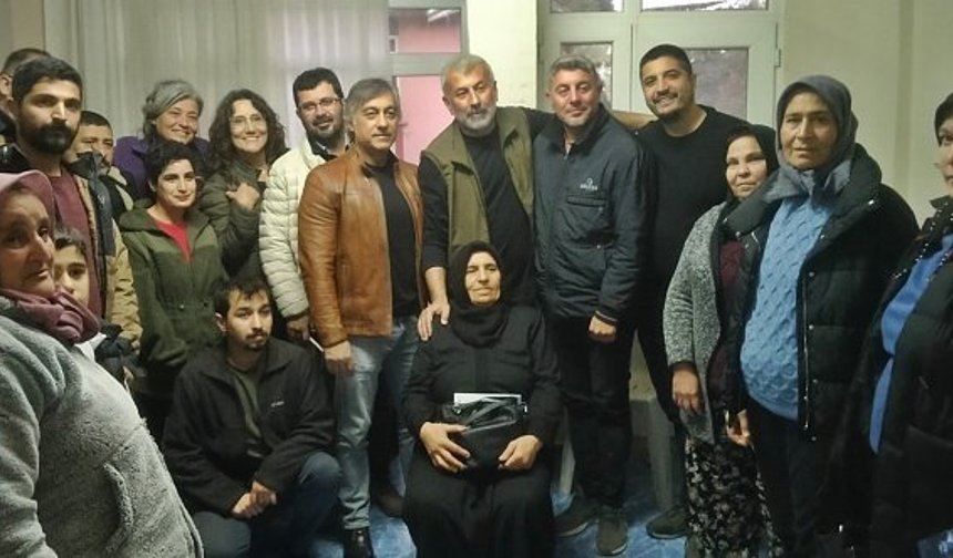 "Ruhu olan yollar" kitabı Bergama'da okurlarıyla buluştu