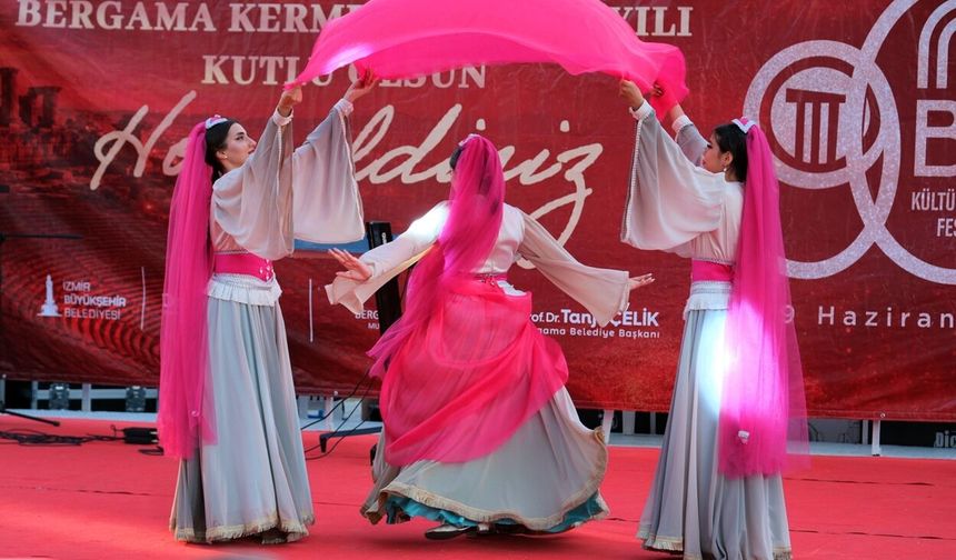 Bergama Kermesi dördüncü günü çeşitli etkinliklerle devam etti
